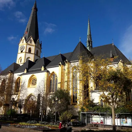 Basche * Oberzissen